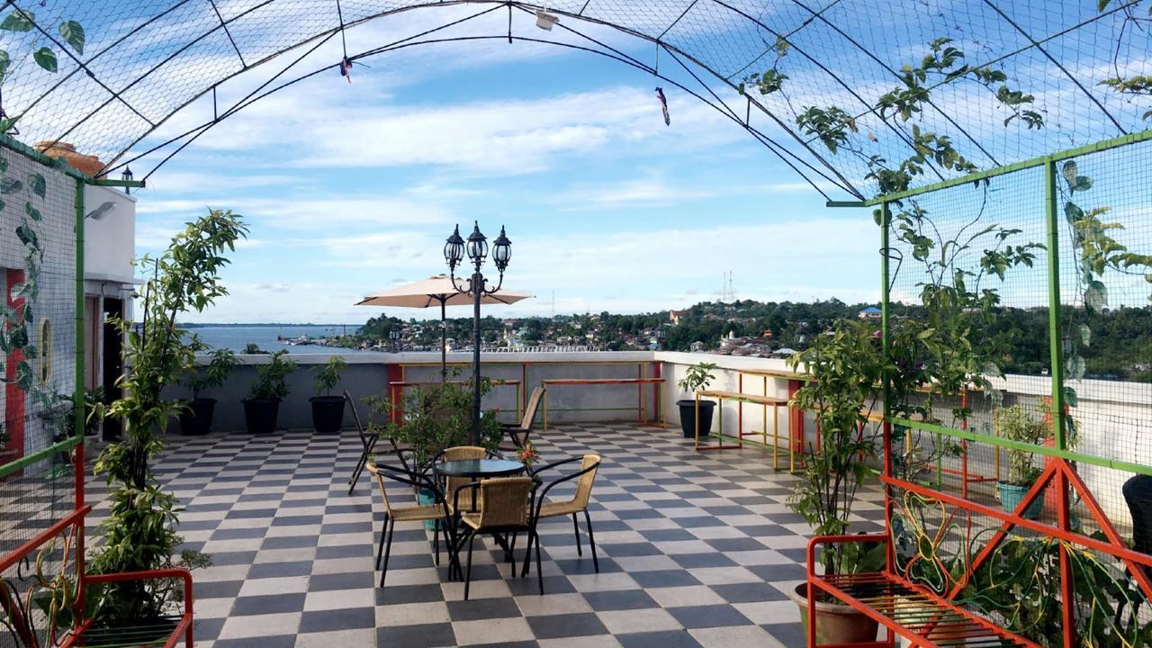 Syafira Hotel Langgur ภายนอก รูปภาพ